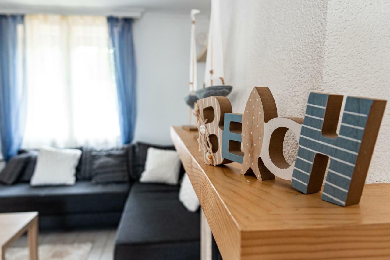 Vadszolo Apartmanhaz โกมอเอนเดรด ภายนอก รูปภาพ